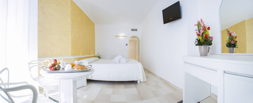 Imagen de la habitación del Hotel Grand Hotel Costa Brada. Foto 8
