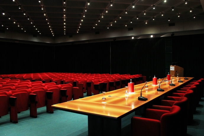 Imagen de los interiores del Hotel Grand Hotel Costa Brada. Foto 17