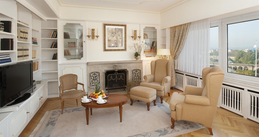 Imagen de los interiores del Hotel Grand Hotel Cravat. Foto 16