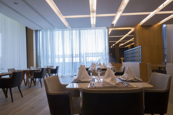 Imagen del bar/restaurante del Hotel Grand Hotel De Kint&eacute;l&eacute;. Foto 3