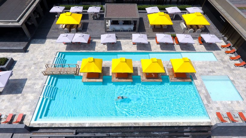 Imagen de la piscina del Hotel Grand Hotel De Kint&eacute;l&eacute;. Foto 18