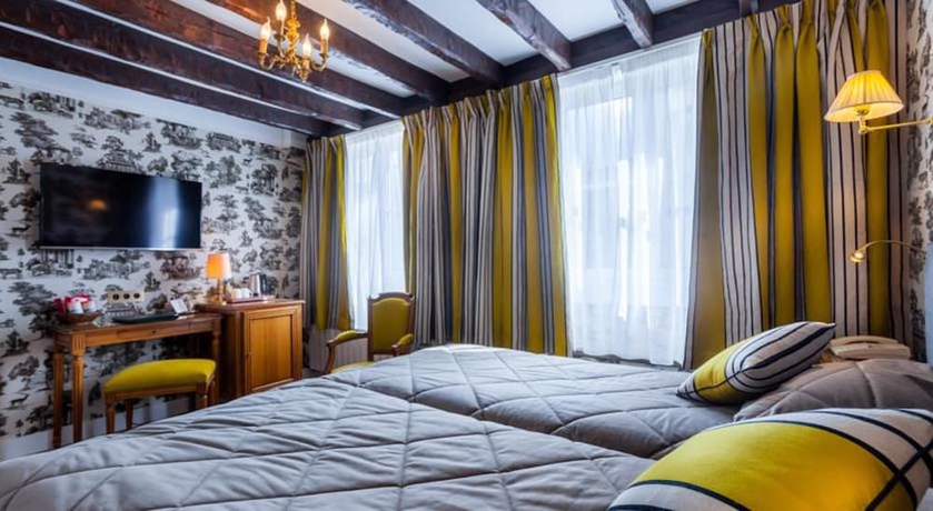 Imagen de la habitación del Hotel Grand Hotel De L'Univers Saint Germain. Foto 2