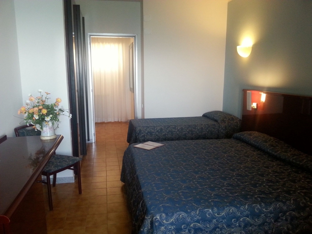 Imagen de la habitación del Hotel Grand Hotel Dei Cesari (Dependance). Foto 4