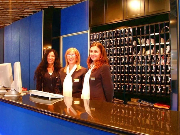 Imagen de los interiores del Hotel Grand Hotel Dei Cesari. Foto 19