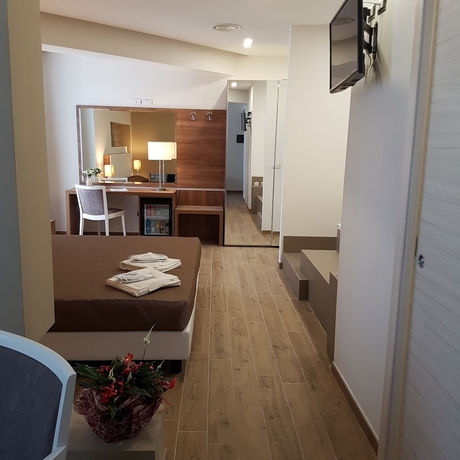 Imagen de la habitación del Hotel Grand Hotel Del Lago. Foto 7