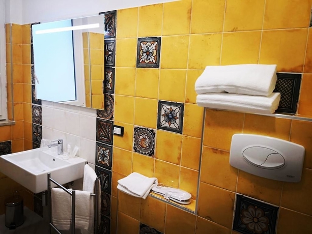 Imagen de la habitación del Hotel Grand Hotel Del Lago. Foto 17