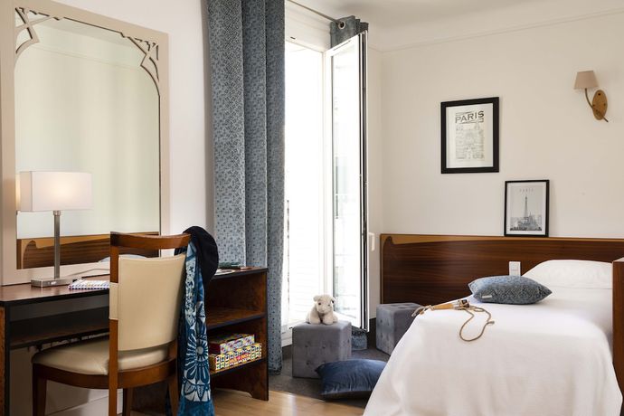 Imagen de la habitación del Hotel Grand Hotel Des Balcons. Foto 5