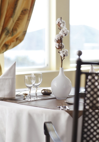Imagen del bar/restaurante del Hotel Grand Hotel Des Lecques; BW Signature Collection. Foto 4