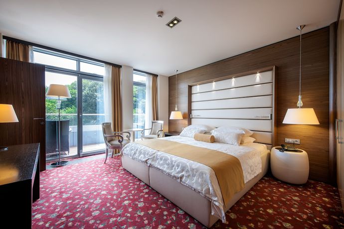 Imagen de la habitación del Hotel Grand Hotel Donat Superior. Foto 5