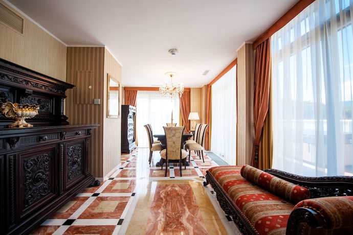Imagen de la habitación del Hotel Grand Hotel Donat Superior. Foto 15
