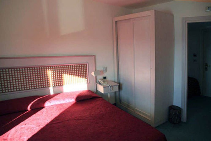 Imagen de la habitación del Hotel Grand Hotel Duchi D'aosta. Foto 12