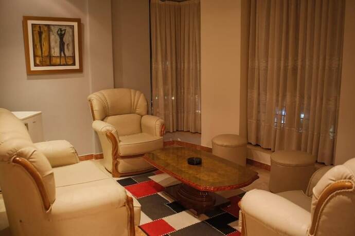 Imagen general del Hotel Grand Hotel, Elbasan. Foto 7