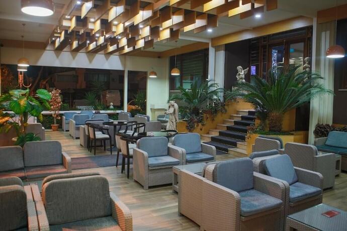 Imagen general del Hotel Grand Hotel, Elbasan. Foto 14