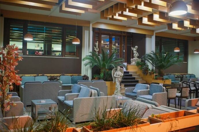 Imagen general del Hotel Grand Hotel, Elbasan. Foto 16