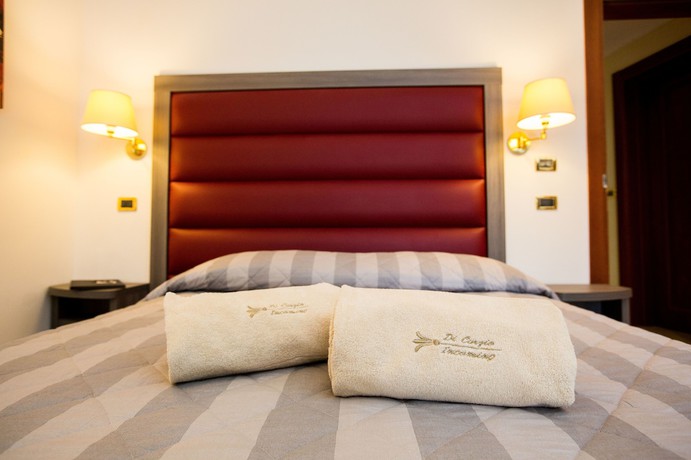 Imagen de la habitación del Hotel Grand Hotel Elite. Foto 13