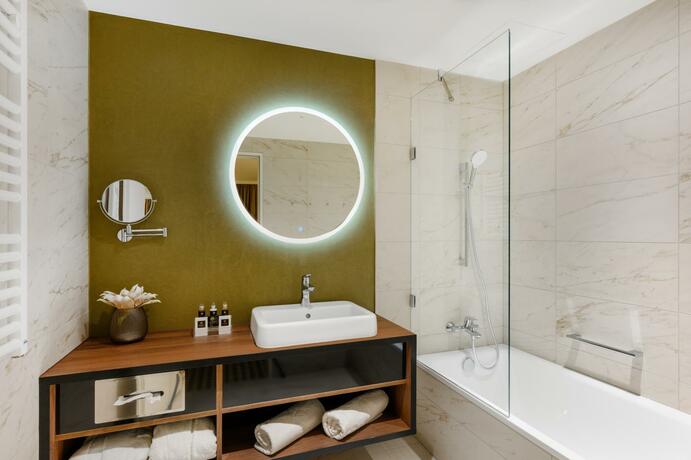 Imagen general del Hotel Grand Hotel Esztergom. Foto 7