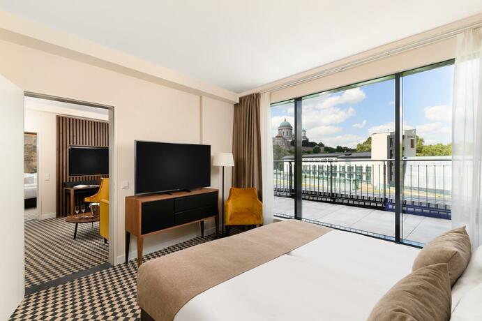 Imagen general del Hotel Grand Hotel Esztergom. Foto 31
