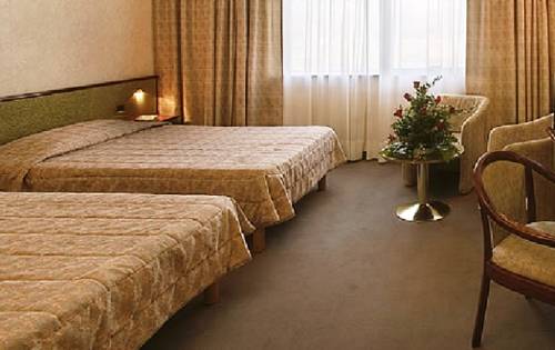 Imagen de la habitación del Hotel Grand Hotel Europa. Foto 2