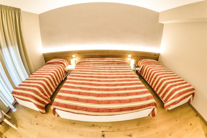 Imagen de la habitación del Hotel Grand Hotel Europa, Rivisondoli. Foto 9