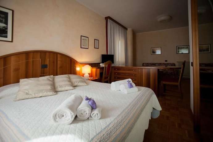 Imagen de la habitación del Hotel Grand Hotel Gortani Wellness and Relax. Foto 15