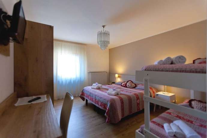 Imagen de la habitación del Hotel Grand Hotel Gortani Wellness and Relax. Foto 17