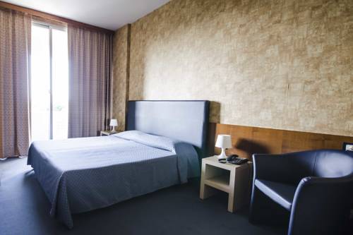 Imagen de la habitación del Hotel Grand Hotel Helios. Foto 3