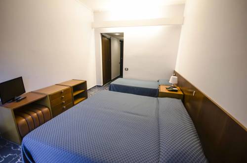 Imagen de la habitación del Hotel Grand Hotel Helios. Foto 7