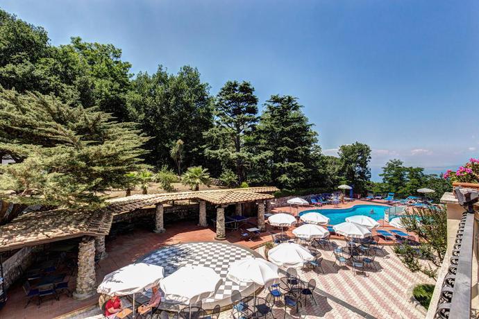 Imagen de los exteriores del Hotel Grand Hotel Hermitage, Sorrento. Foto 9