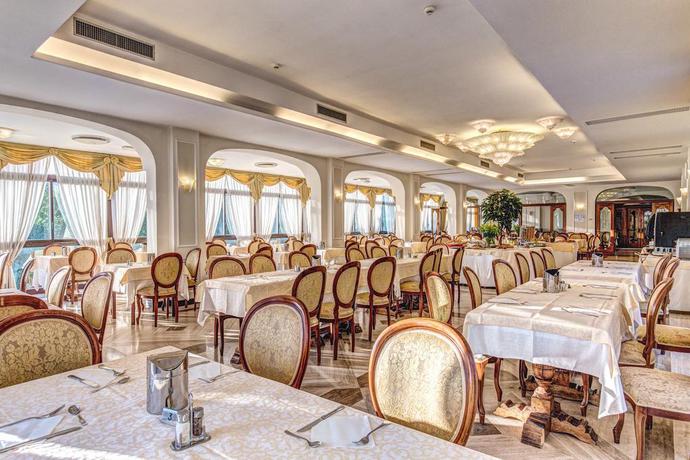 Imagen del bar/restaurante del Hotel Grand Hotel Hermitage, Sorrento. Foto 4
