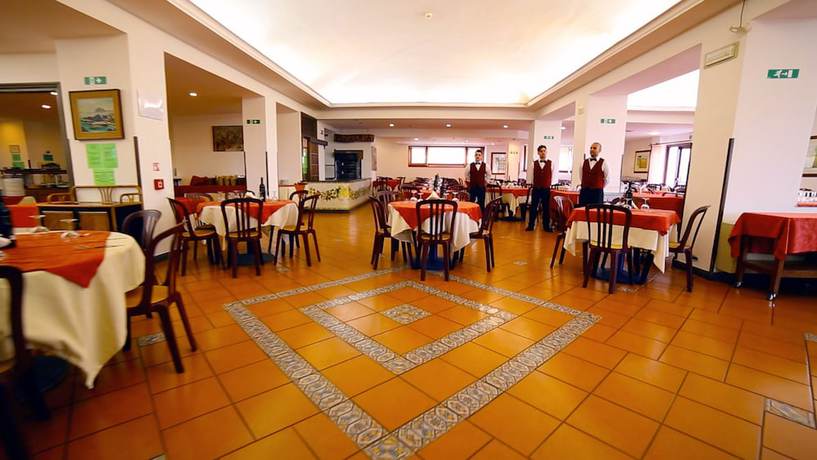 Imagen del bar/restaurante del Hotel Grand Hotel Ischia Lido. Foto 2