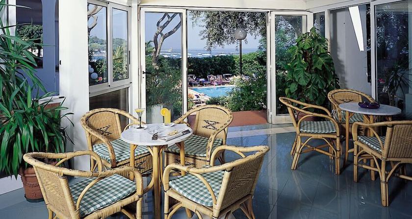 Imagen del bar/restaurante del Hotel Grand Hotel Ischia Lido. Foto 3