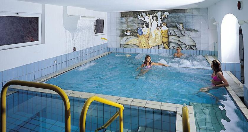 Imagen de la piscina del Hotel Grand Hotel Ischia Lido. Foto 15
