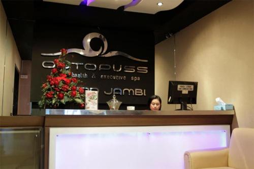 Imagen general del Hotel Grand Hotel Jambi. Foto 2