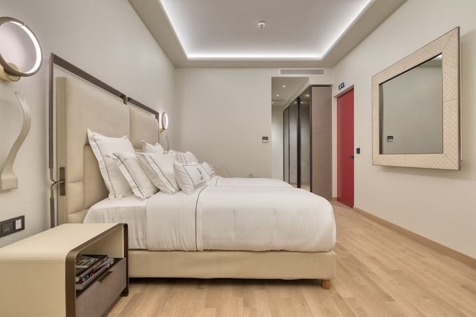 Imagen de la habitación del Hotel Grand Hotel Kalamata. Foto 2