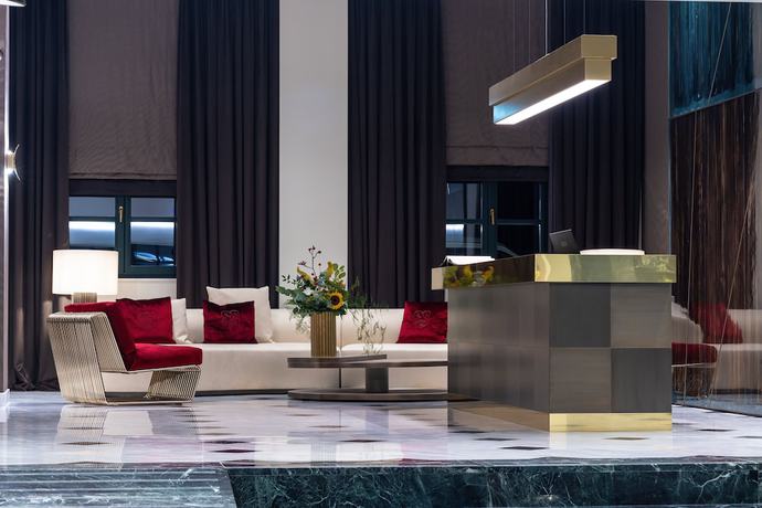 Imagen de los interiores del Hotel Grand Hotel Kalamata. Foto 19