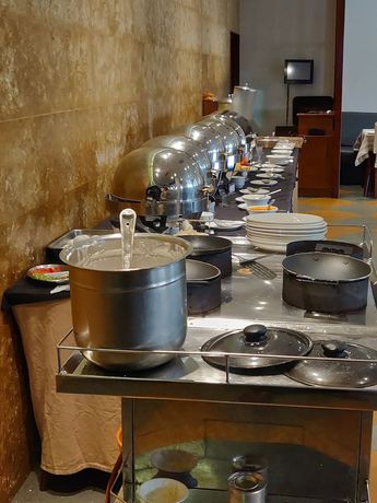 Imagen del bar/restaurante del Hotel Grand Hotel, Kanayannur. Foto 2