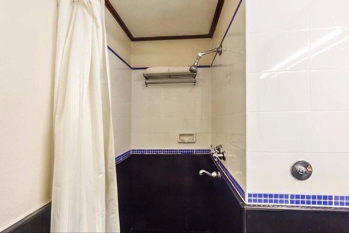 Imagen de la habitación del Hotel Grand Hotel, Kanayannur. Foto 12