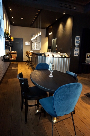 Imagen del bar/restaurante del Hotel Grand Hotel Lafayette. Foto 4