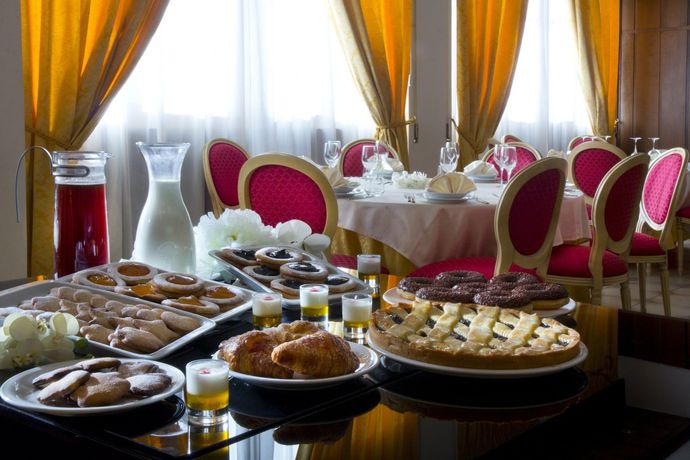 Imagen de los interiores del Hotel Grand Hotel Le Fonti. Foto 16