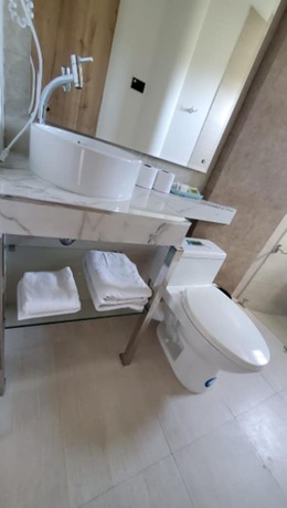 Imagen de la habitación del Hotel Grand Hotel Leon Marino Galapagos. Foto 9