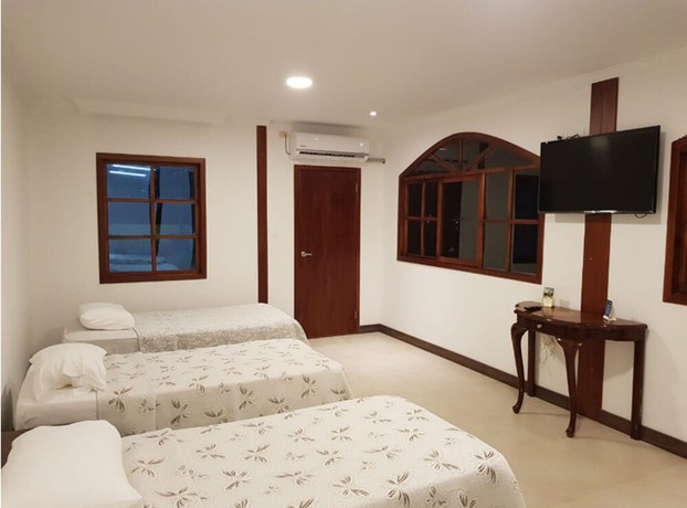 Imagen de la habitación del Hotel Grand Hotel Leon Marino Galapagos. Foto 16