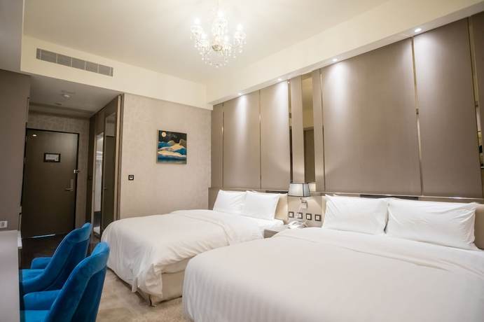 Imagen de la habitación del Hotel Grand Hotel Lili. Foto 2