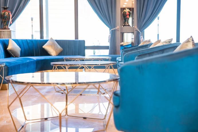 Imagen de los interiores del Hotel Grand Hotel Lili. Foto 19