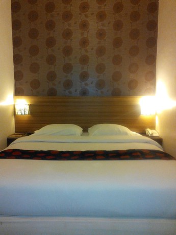 Imagen de la habitación del Hotel Grand Hotel Lombok. Foto 2