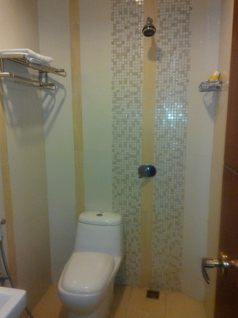 Imagen de la habitación del Hotel Grand Hotel Lombok. Foto 6