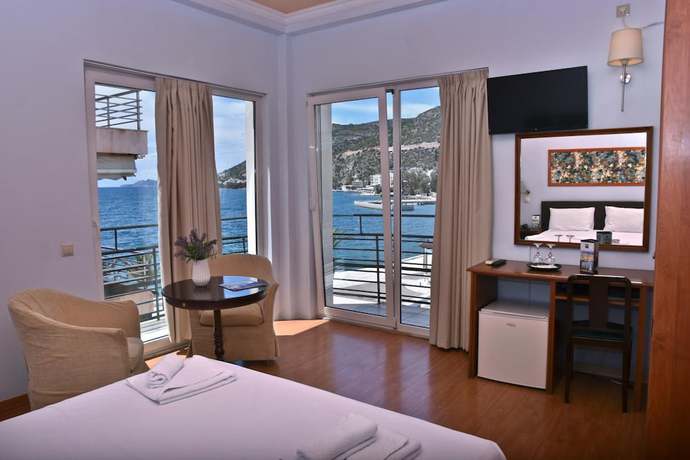 Imagen de la habitación del Hotel Grand Hotel Loutraki. Foto 3