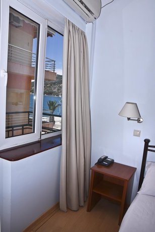 Imagen de la habitación del Hotel Grand Hotel Loutraki. Foto 11