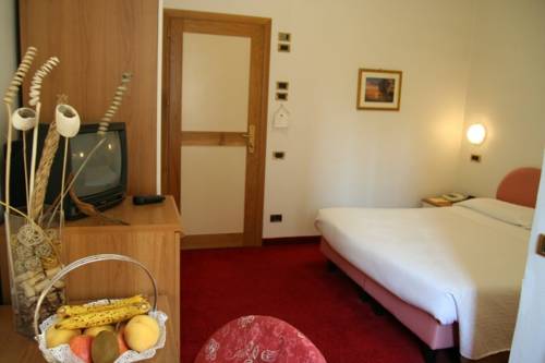 Imagen de la habitación del Hotel Grand Hotel Milano. Foto 8
