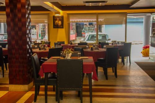 Imagen general del Hotel Grand Hotel, Mirik. Foto 7