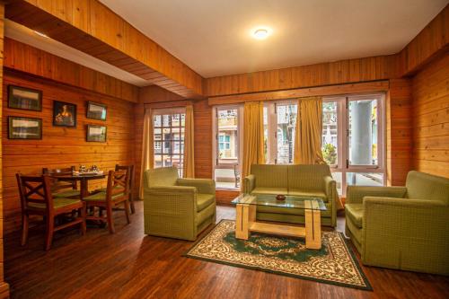 Imagen general del Hotel Grand Hotel, Mirik. Foto 8